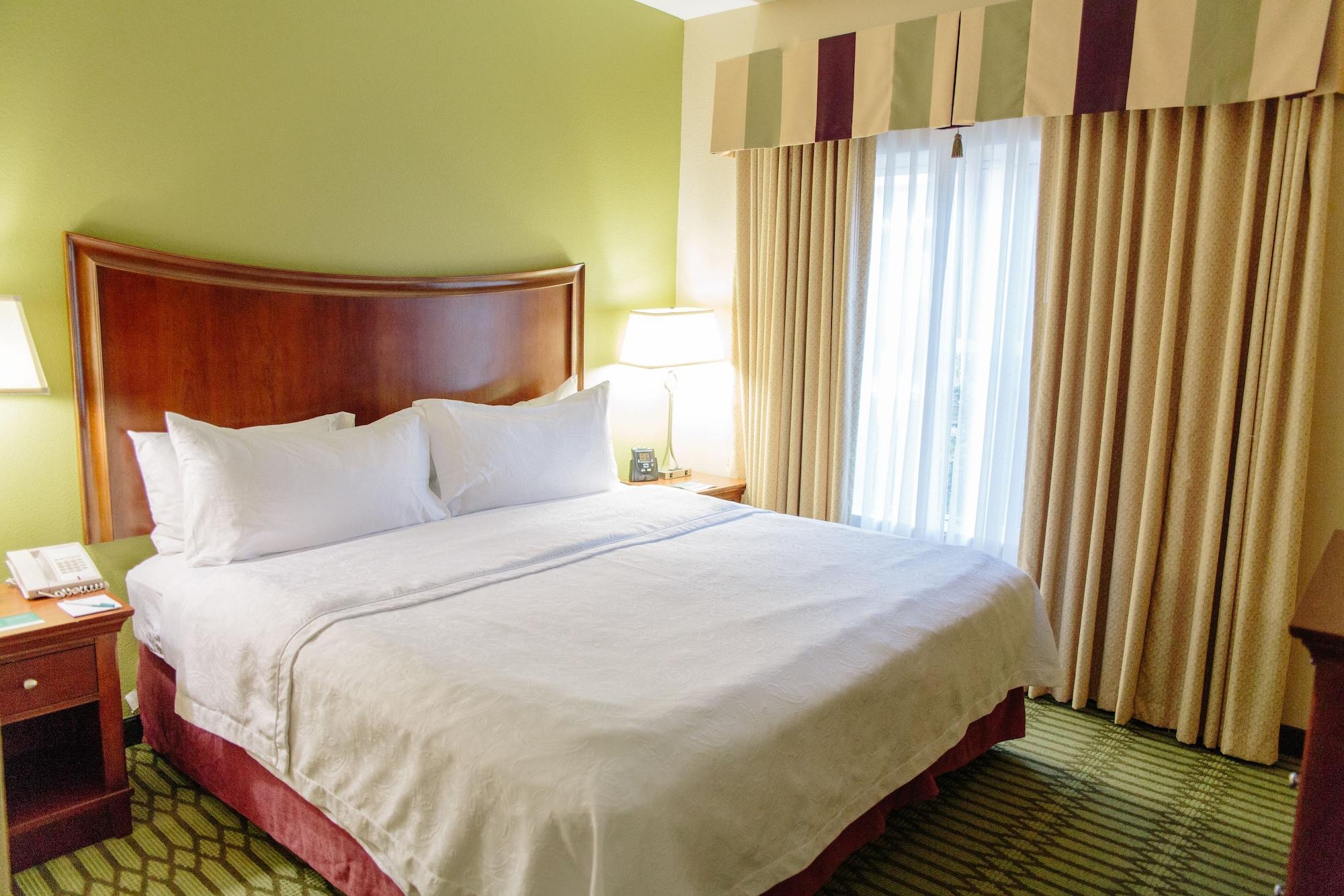 Homewood Suites By Hilton Колидж Стейшън Екстериор снимка